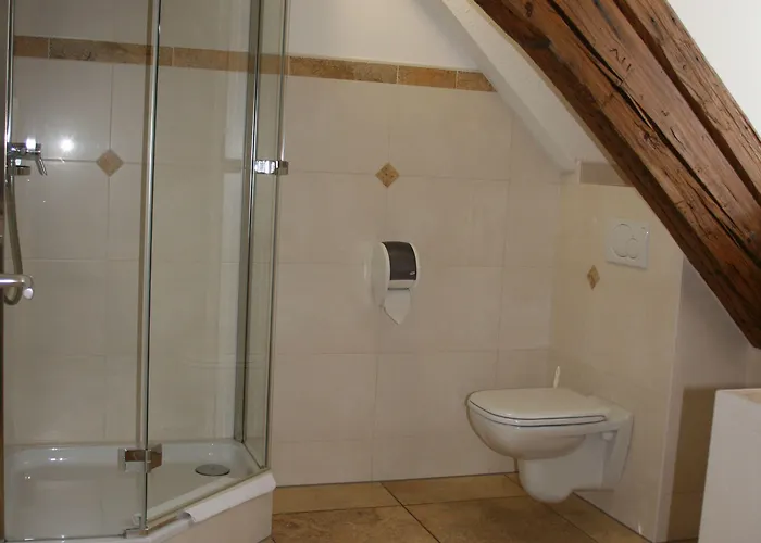 Отель Am Hopfengarten Аттенкирхен