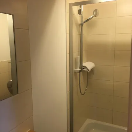 Otel Am Hopfengarten Attenkirchen